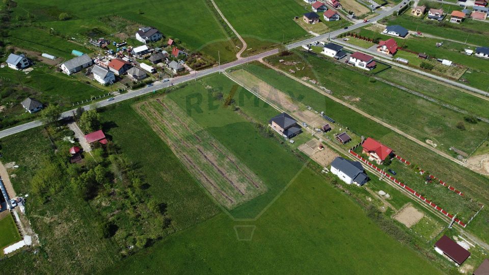 Land 5,609sqm Sacalaseni / Strada Unirii