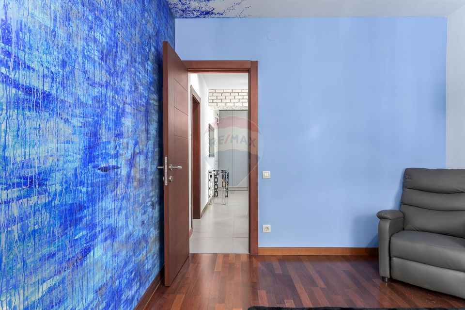 De vanzare | Apartament 3 camere 100 mp, balcon 8 mp | InCity