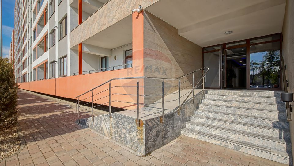 3 room Apartment for sale, Tractorul area