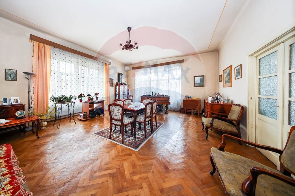 3 room Apartment for sale, Centrul Istoric area