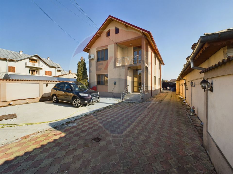 De vanzare casa cu 6 camere mobilata utilata in Targoviste