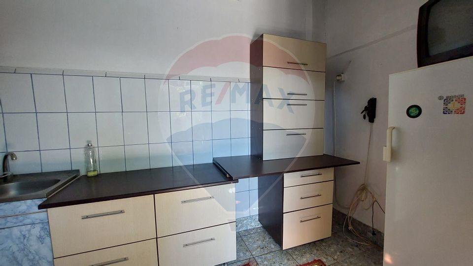 House for sale with individual yard, Colentina, 4 rooms, garage