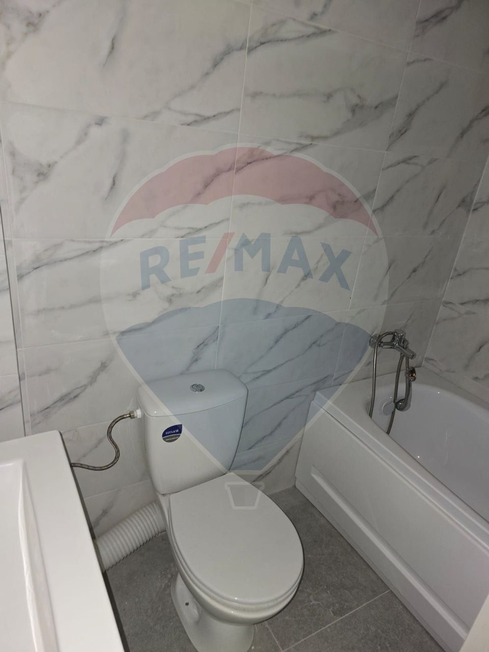 Apartament cu 2 camere de vânzare în zona Orasul de Jos