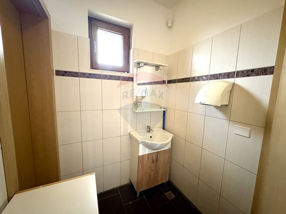 190sq.m Commercial Space for rent