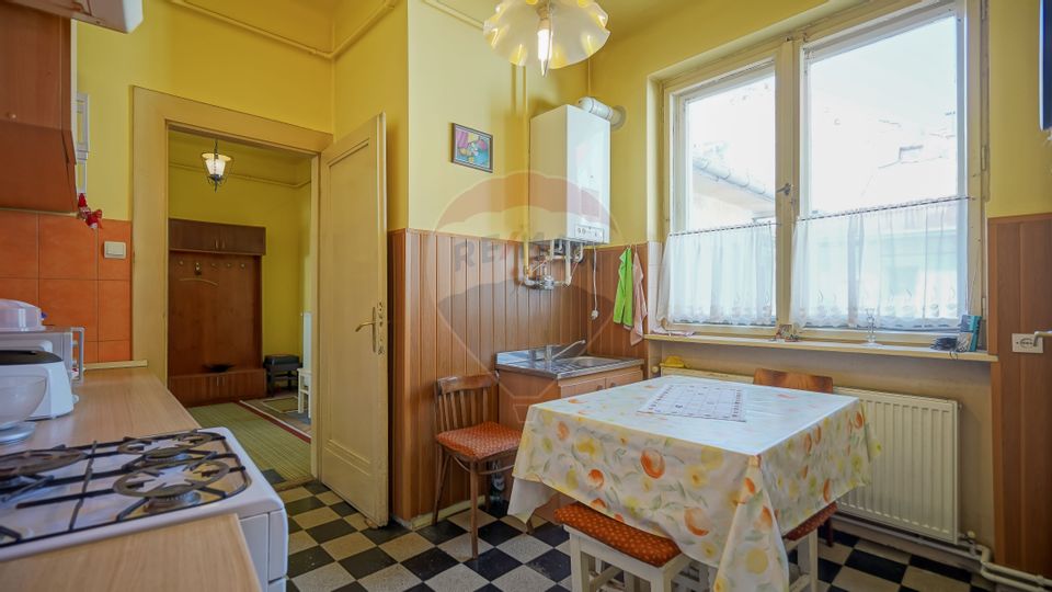 3 room Apartment for sale, Ultracentral area