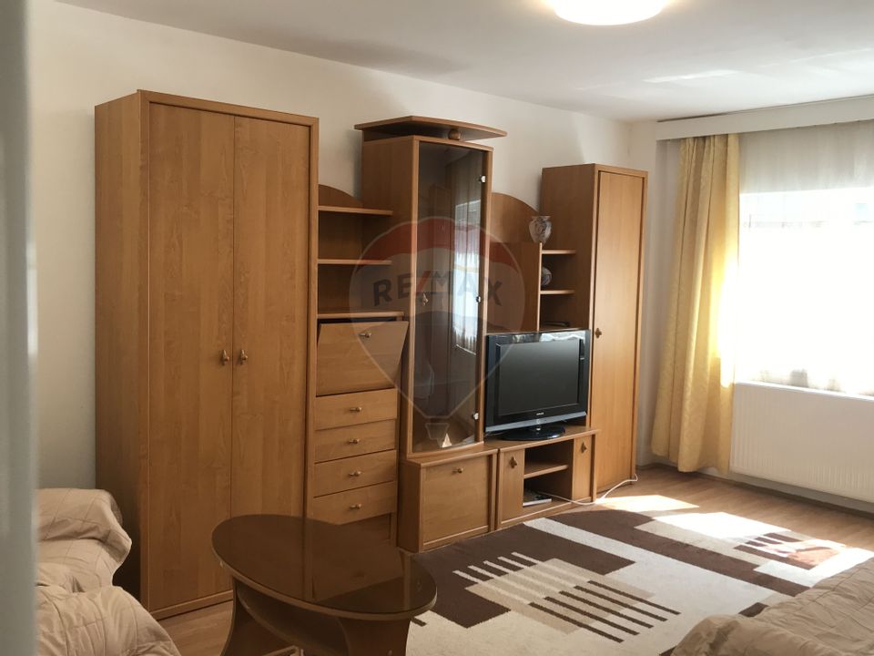 2 room Apartment for rent, Podgoria area