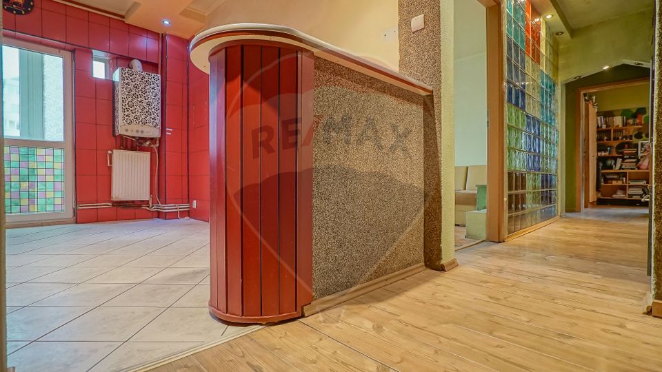 3 room Apartment for sale, Centrul Civic area