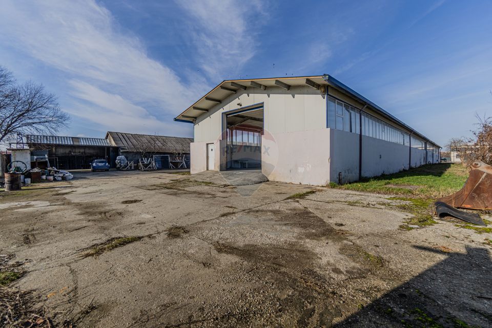 De închiriat spațiu pentru depozitare 300mp + curte 650mp Feldioara