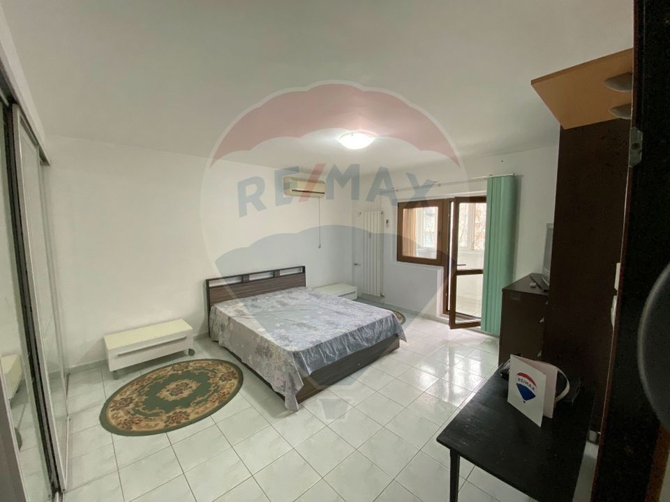 De inchiriat garsoniera în zona Vitan Mall