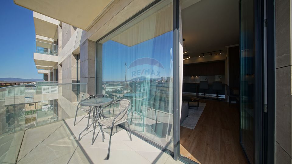 2 Camere Premium ONE66 | Vedere Tâmpa | Comision 0%