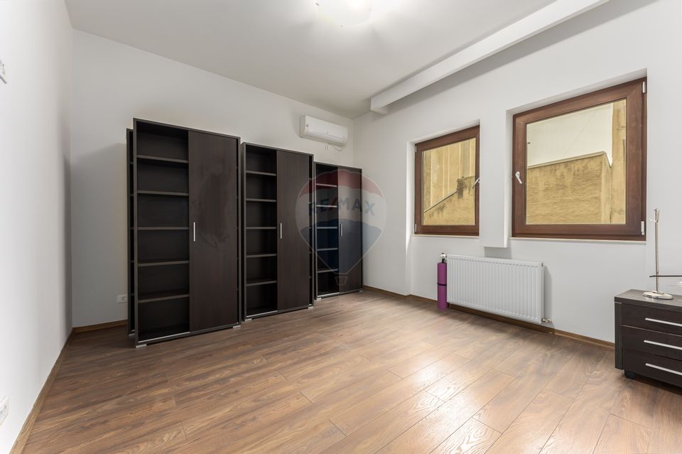 6 room Apartment for sale, Dacia area