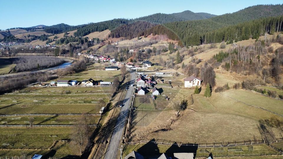 Land 5,282sqm Vatra Moldovitei / None