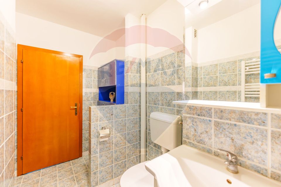 Apartament central cu 4 camere de inchirat, zona Vlaicu