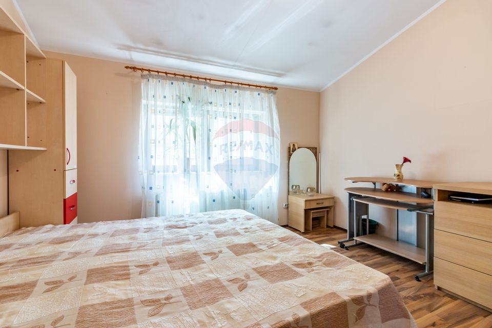 Casă / Vilă cu 5 camere de vânzare Popesti-Leordeni