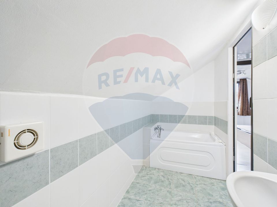 5 room House / Villa for sale