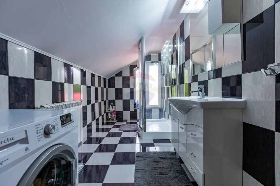 Vila / casa de vanzare in jud. Bacau, Ungureni