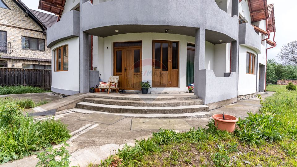 6 room House / Villa for sale, Central area