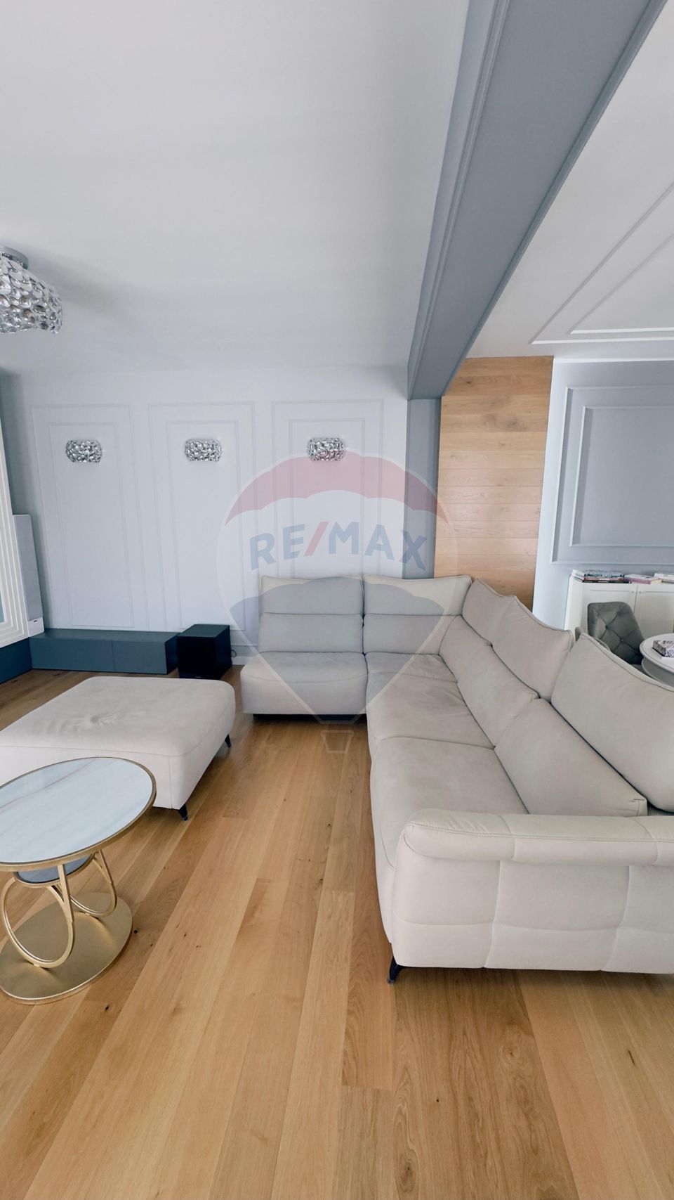 Proprietate premium în Filiași, locuință de lux cu spații comerciale