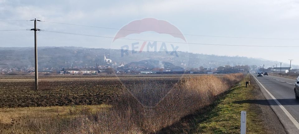 Land 8,600sqm Sarmasag / Soseaua E81