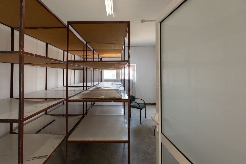 940sq.m Commercial Space for rent, Serbanesti area