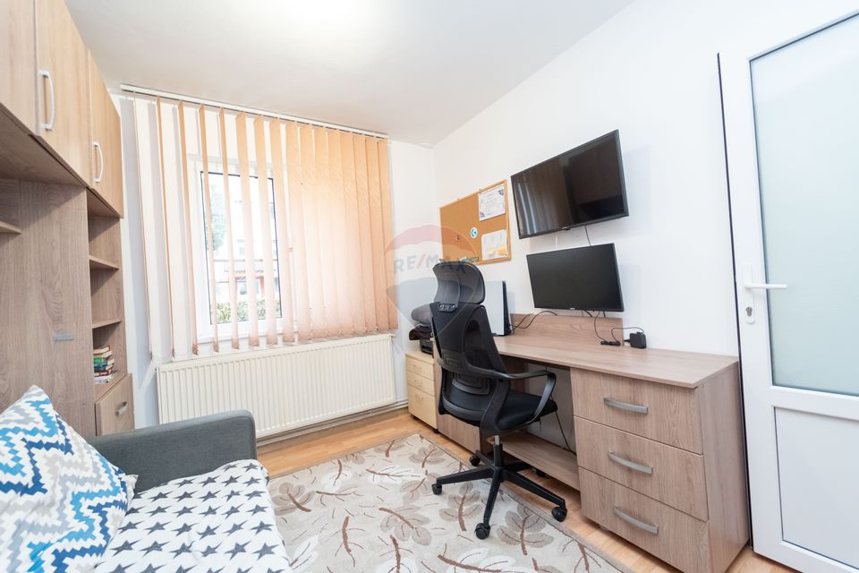 Apartament cu 2 camere, renovat, zona linistita, Florilor!