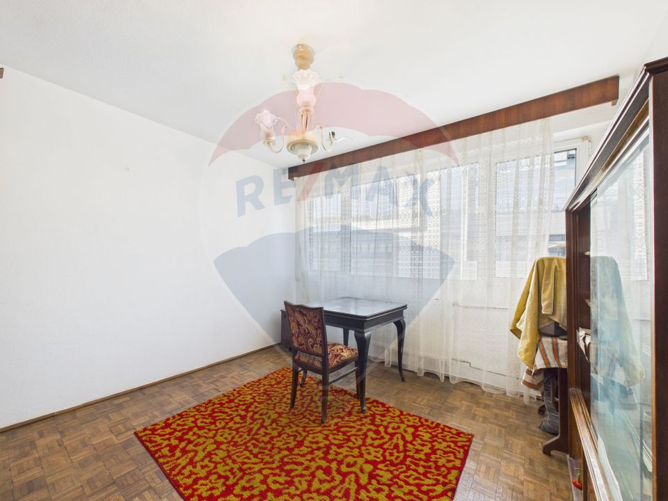 Apartament cu 2 camere de vânzare în zona Eroii Revolutiei