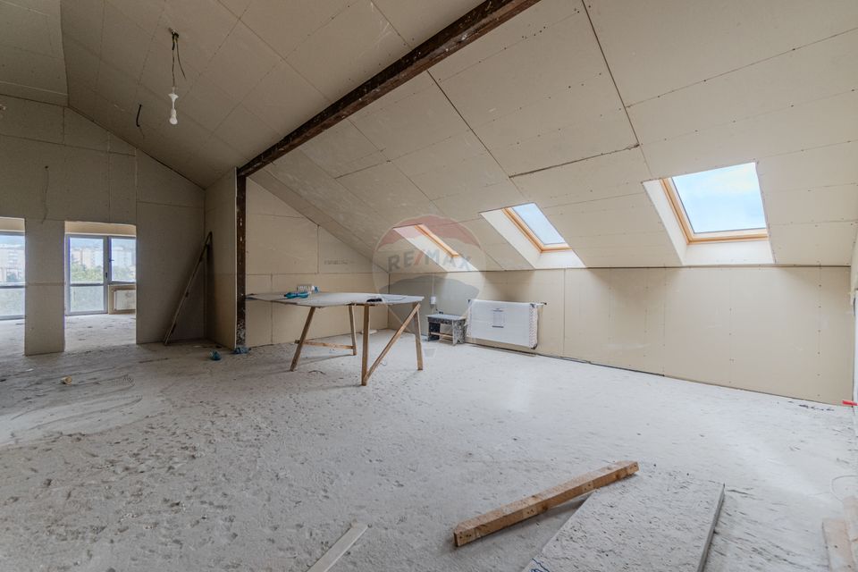 Cladire de 902 mp utili de vânzare, zona Grivitei - DN 13, COMISION 0