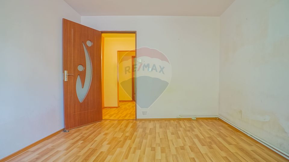 4 room Apartment for sale, Scriitorilor area