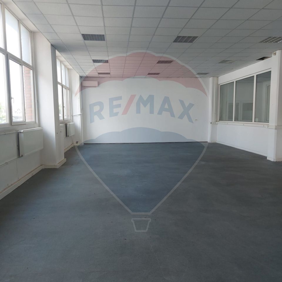 135sq.m Industrial Space for rent, Baicului area