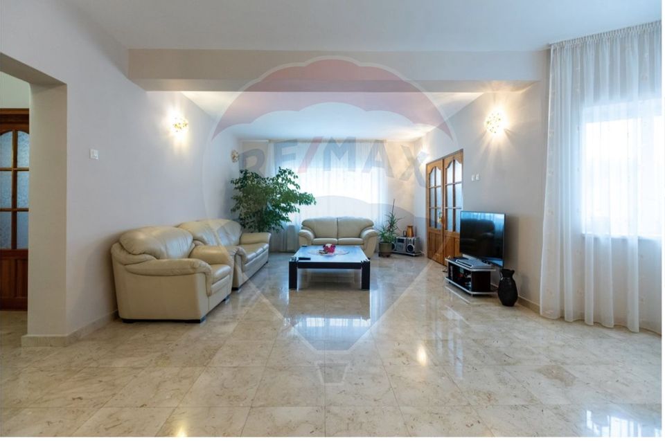 5 room House / Villa for rent