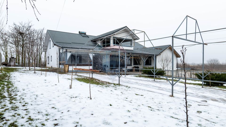 11 room House / Villa for sale