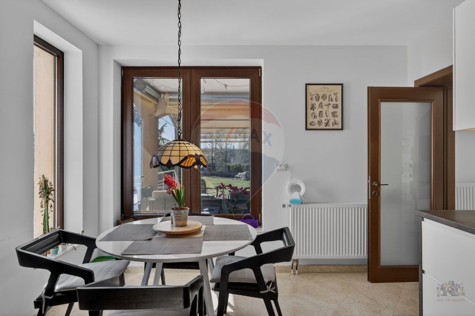 Vila cu design spectaculos, tehnologie smart & lifestyle complet