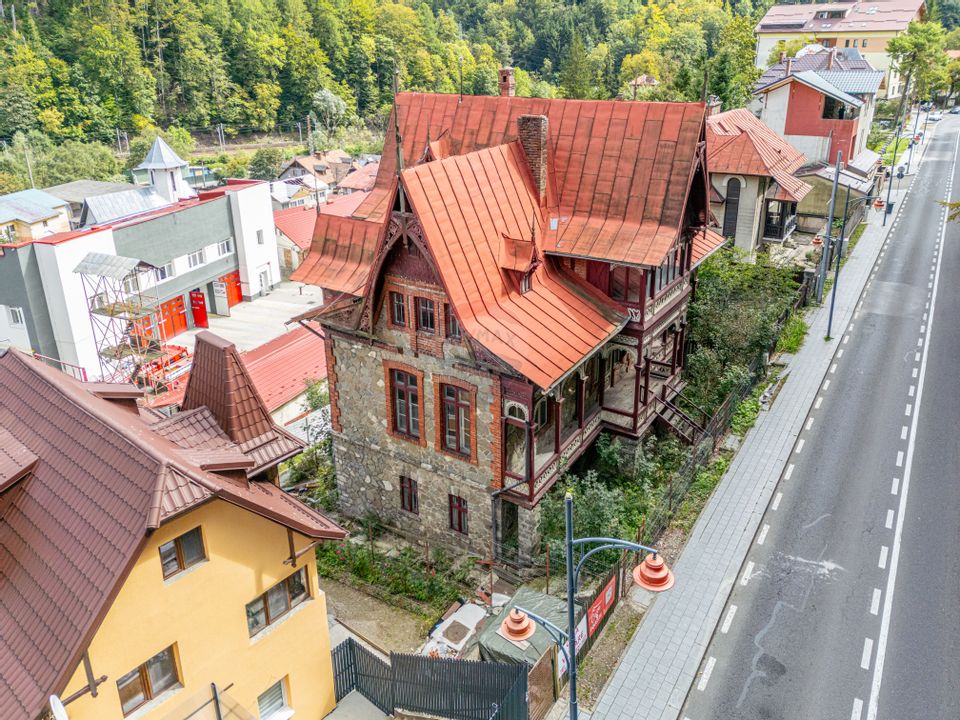 Oportunitate! Vila cu arhitectura spectaculoasa ultracentrala, Sinaia
