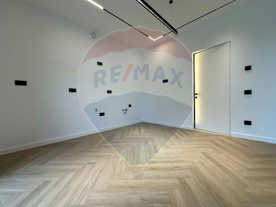 5 room House / Villa for sale