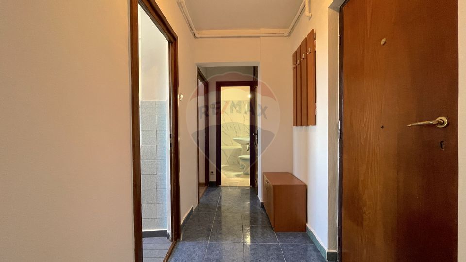 Apartament cu 2 camere de închiriat în zona Judetean