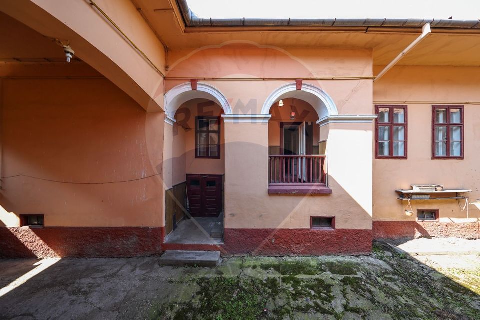 10 room House / Villa for sale, Ultracentral area