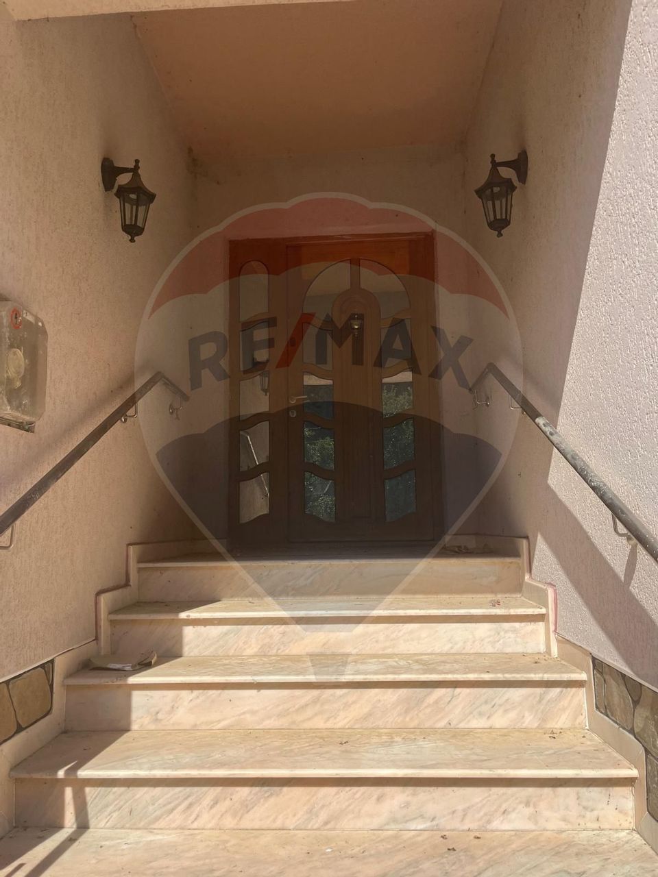 5 room House / Villa for sale