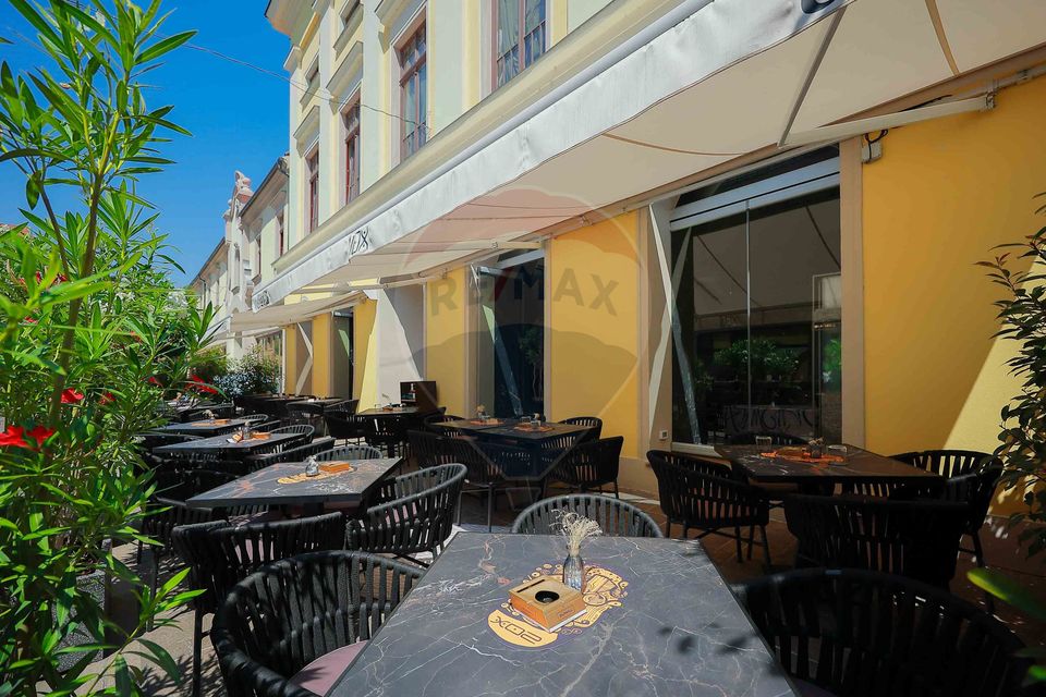 409sq.m Commercial Space for sale, Ultracentral area