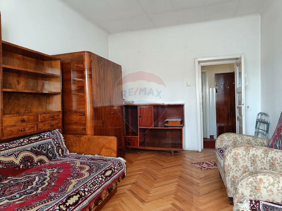 2 room Apartment for sale, Central area