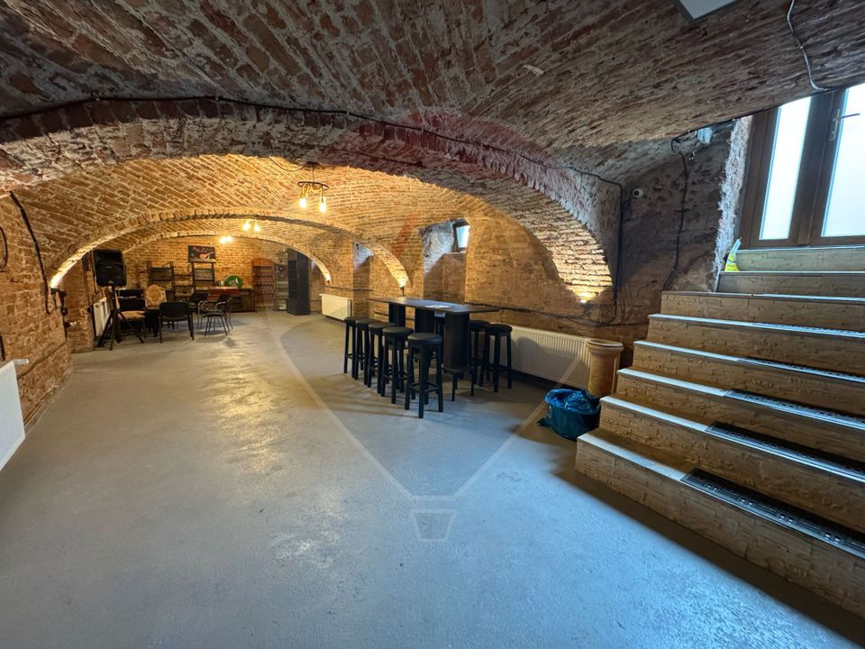 Spațiu de vanzare S.C.229 mp -zona centrala