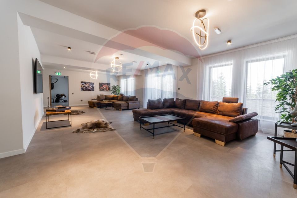 22 room Hotel / Pension for sale