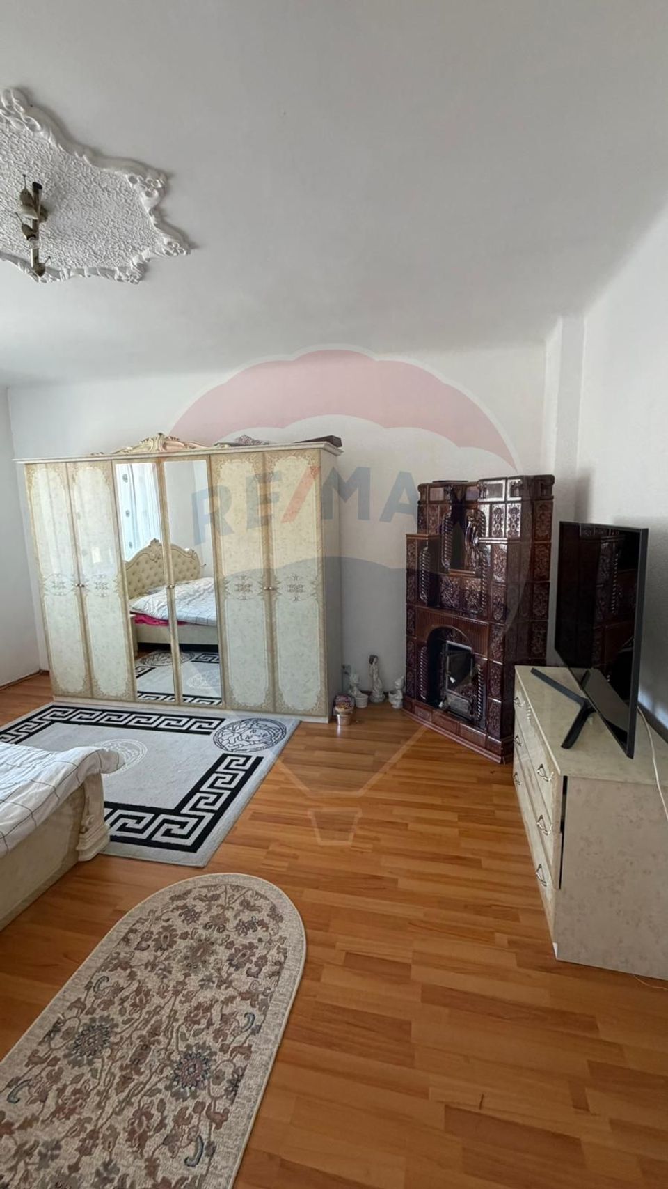 4 room House / Villa for sale