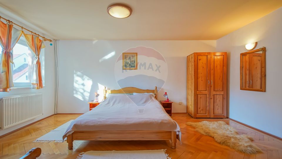 Vila în Poiana Brașov – Refugiu exclusivist și investiție!