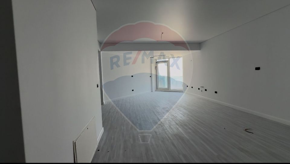 Apartament de vanzare Mamaia Nord  White Titanic