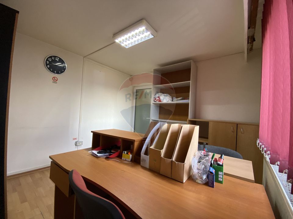 90sq.m Office Space for rent, Ultracentral area
