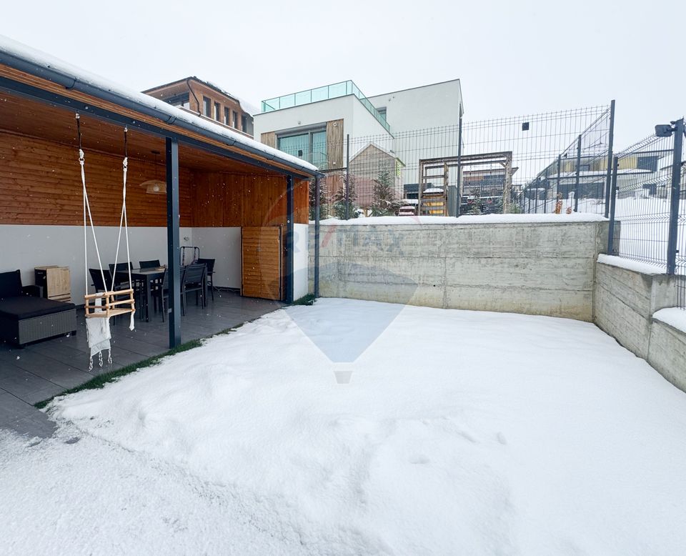 Eleganță, confort, și priveliște panoramică - Casă premium, Voroneț