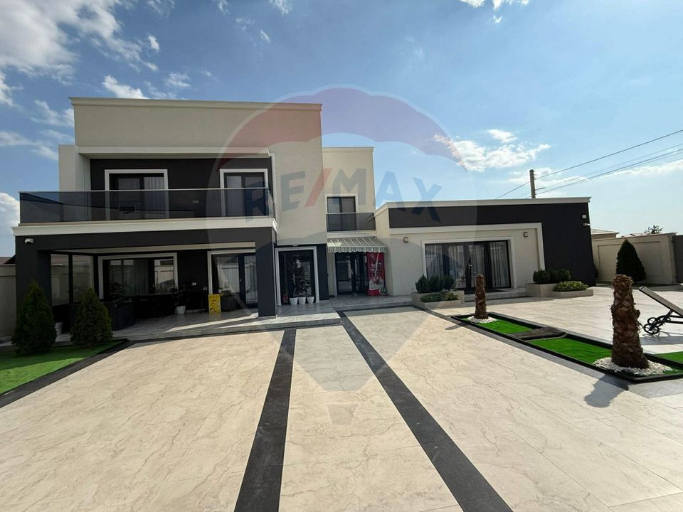 6 room House / Villa for sale