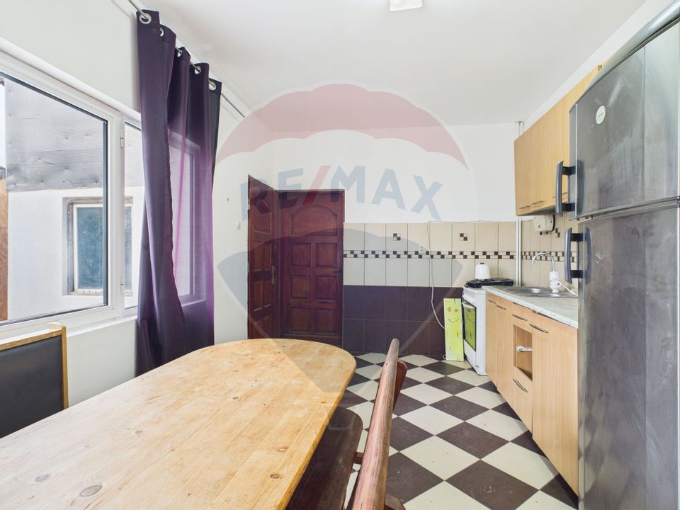 5 room House / Villa for sale