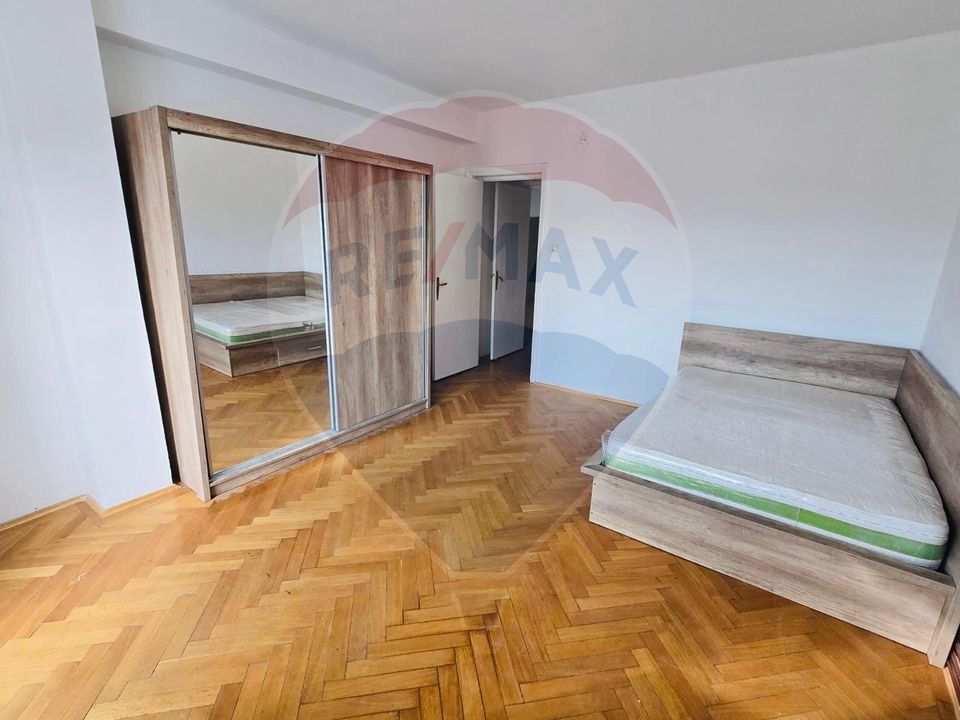 De vanzare apartament unic in Zona Romana