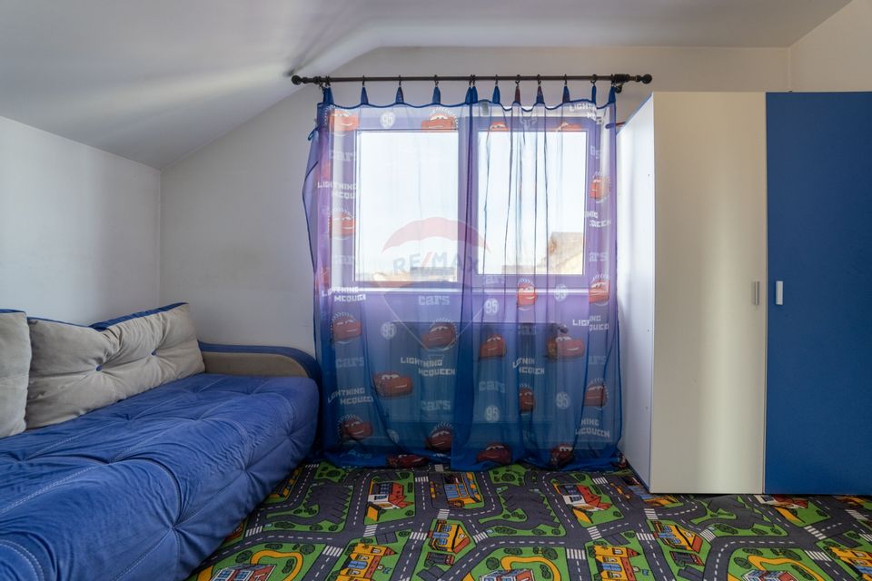 4 room House / Villa for sale